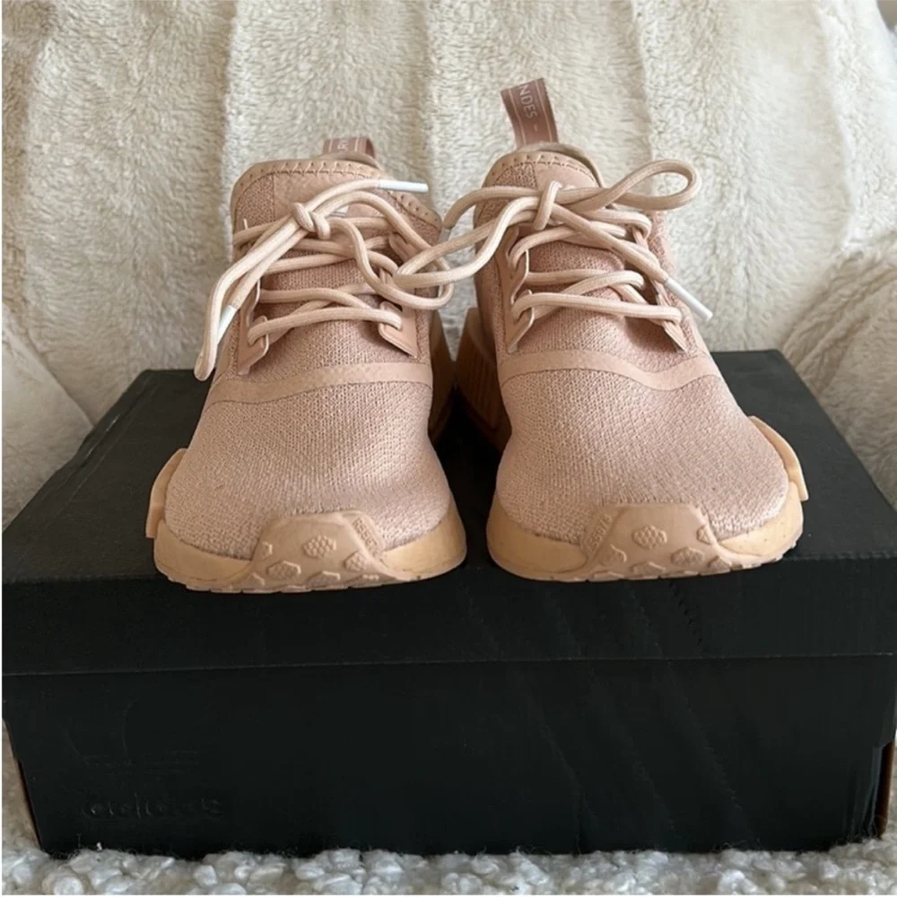 Adidas | NMD_ R1 | - Picture 9 of 15